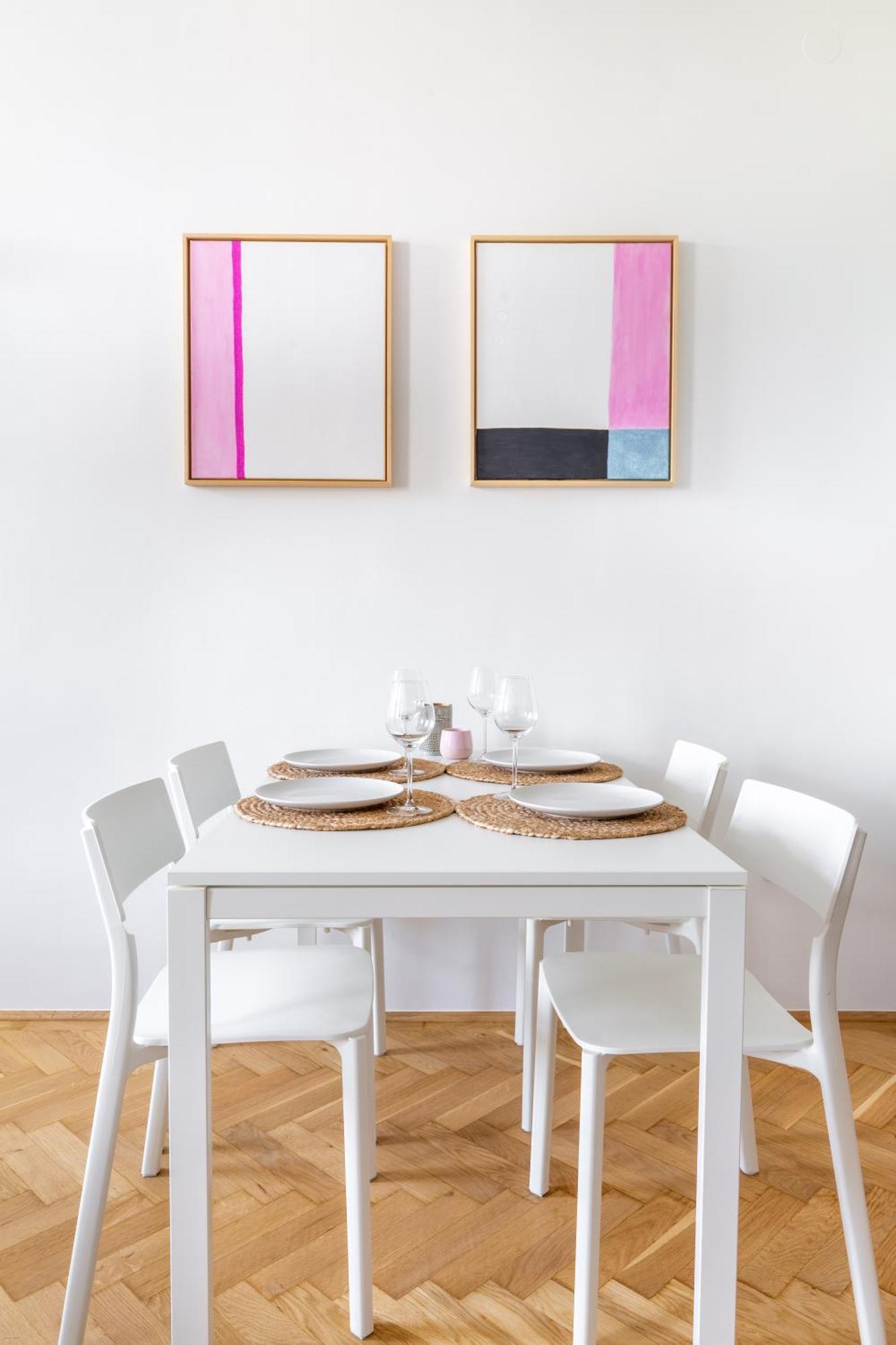 Spacious And Freshly Renovated Appartement